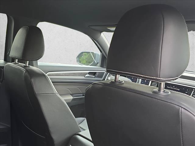Certified 2023 Volkswagen Atlas Cross Sport SE FWD image 23