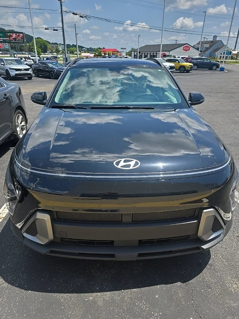 Used 2024 Hyundai Kona SEL w/ Convenience Package AWD/4WD image 11