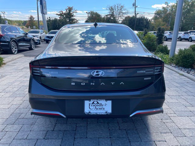 Used 2026 Hyundai Sonata Blue FWD image 5