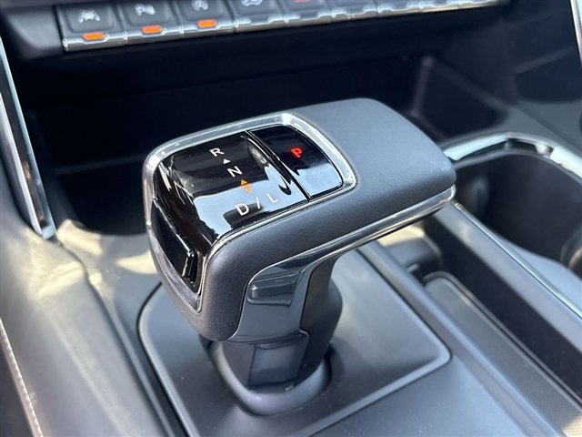 Used 2024 GMC Sierra 1500 AT4X AWD/4WD image 16