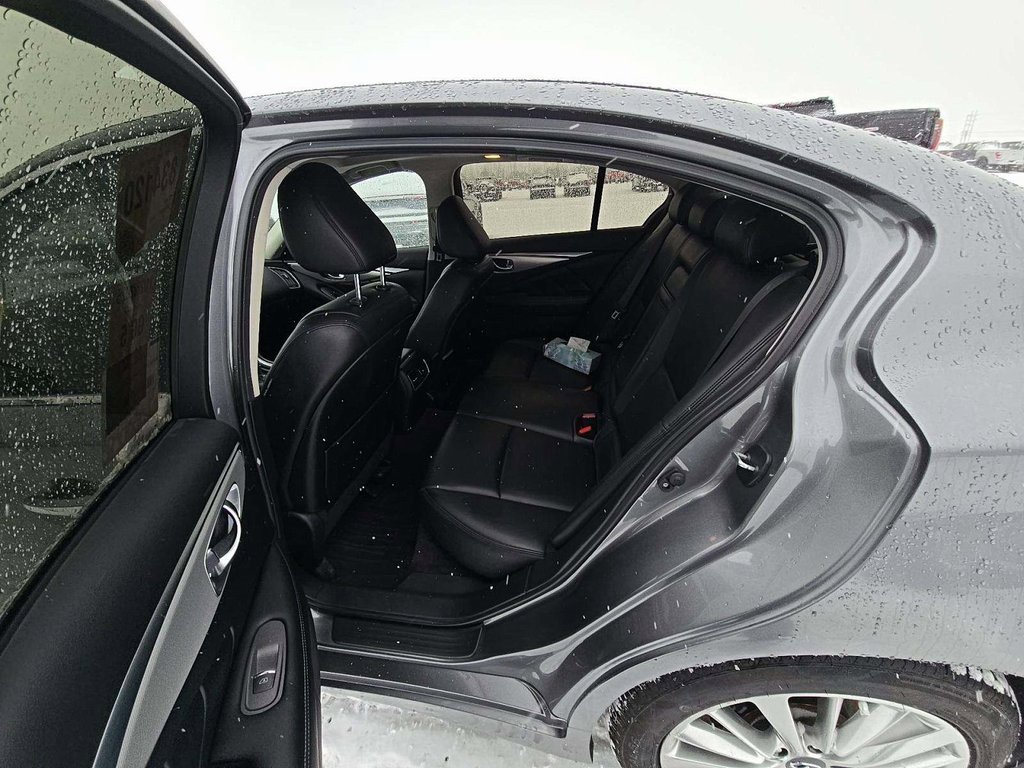 Used 2021 INFINITI Q50 Luxe image 5