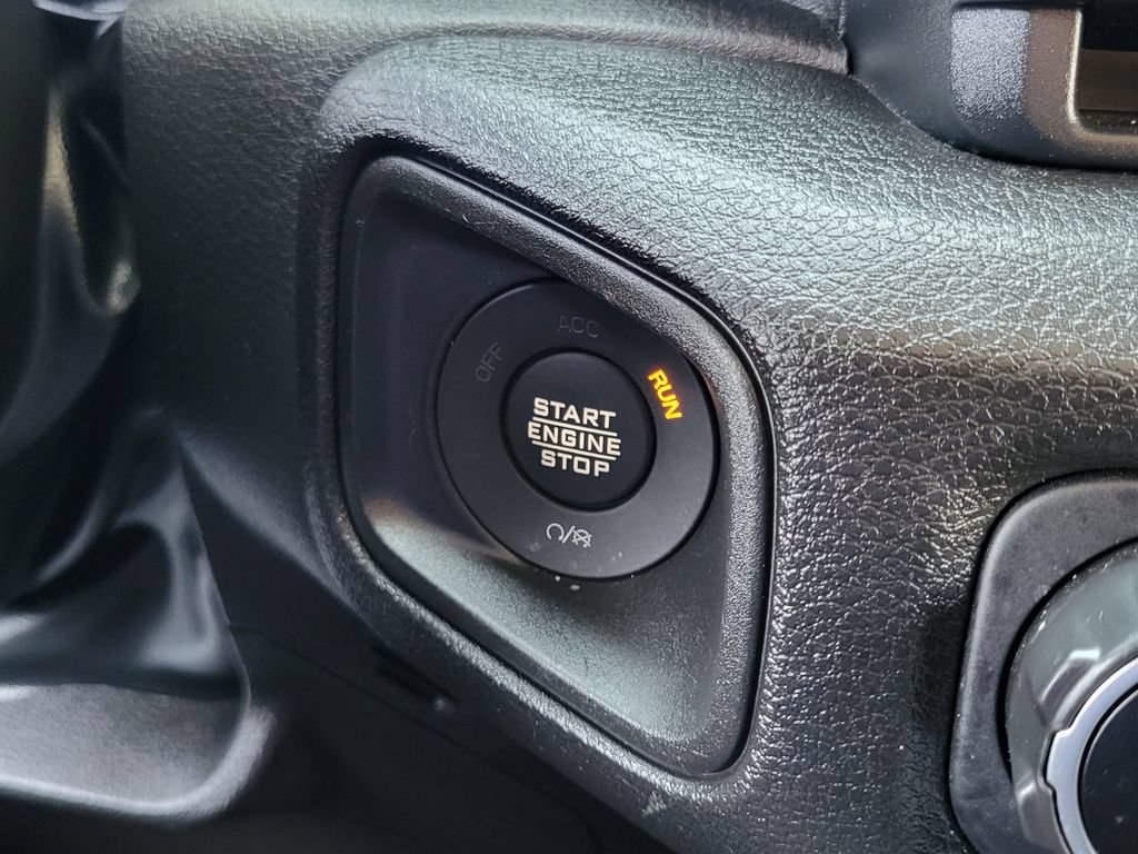 Used 2025 Jeep Wrangler Unlimited Sport AWD/4WD image 11