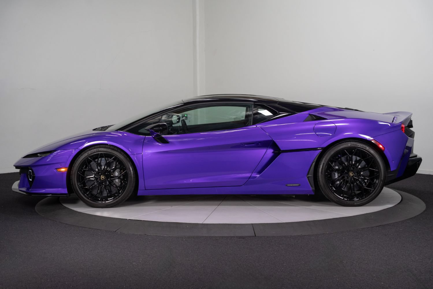 Used 2026 Lamborghini Temerario AWD/4WD image 7