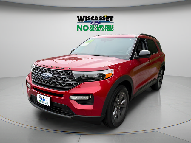 Used 2023 Ford Explorer XLT w/ Equipment Group 202A AWD/4WD image 17