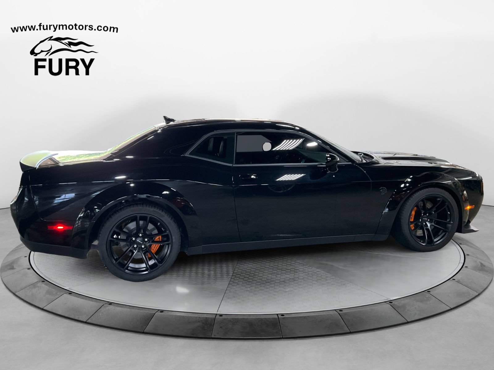 Used 2022 Dodge Challenger SRT Hellcat RWD image 3