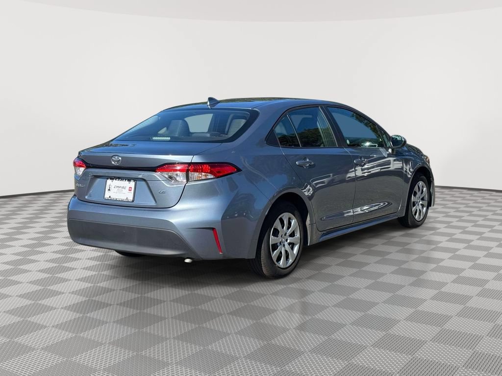 Used 2025 Toyota Corolla LE FWD image 7