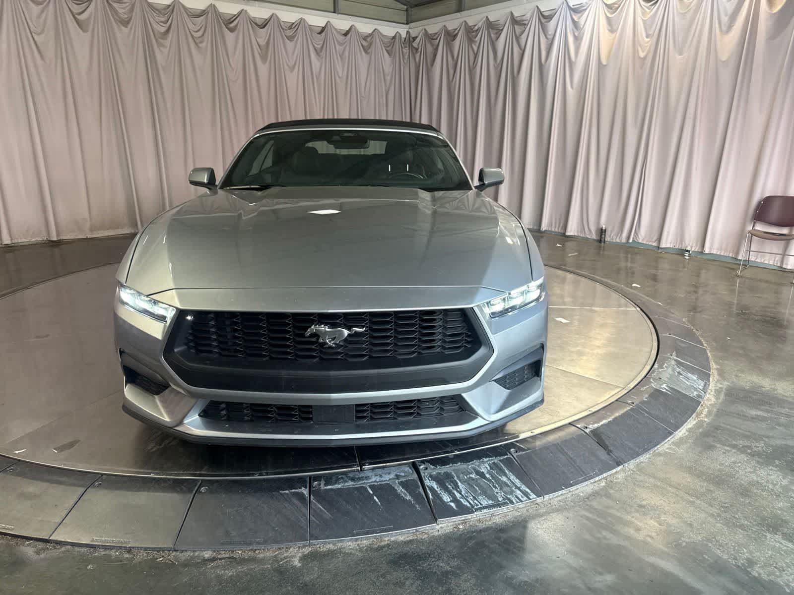 Used 2025 Ford Mustang Premium RWD video 2