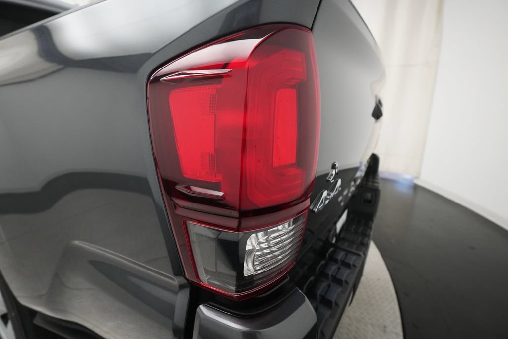 Used 2023 Toyota Tacoma SR AWD/4WD image 32