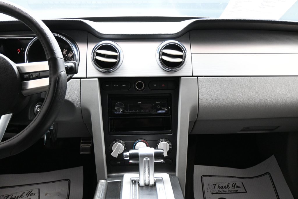 Used 2007 Ford Mustang GT Premium RWD image 19