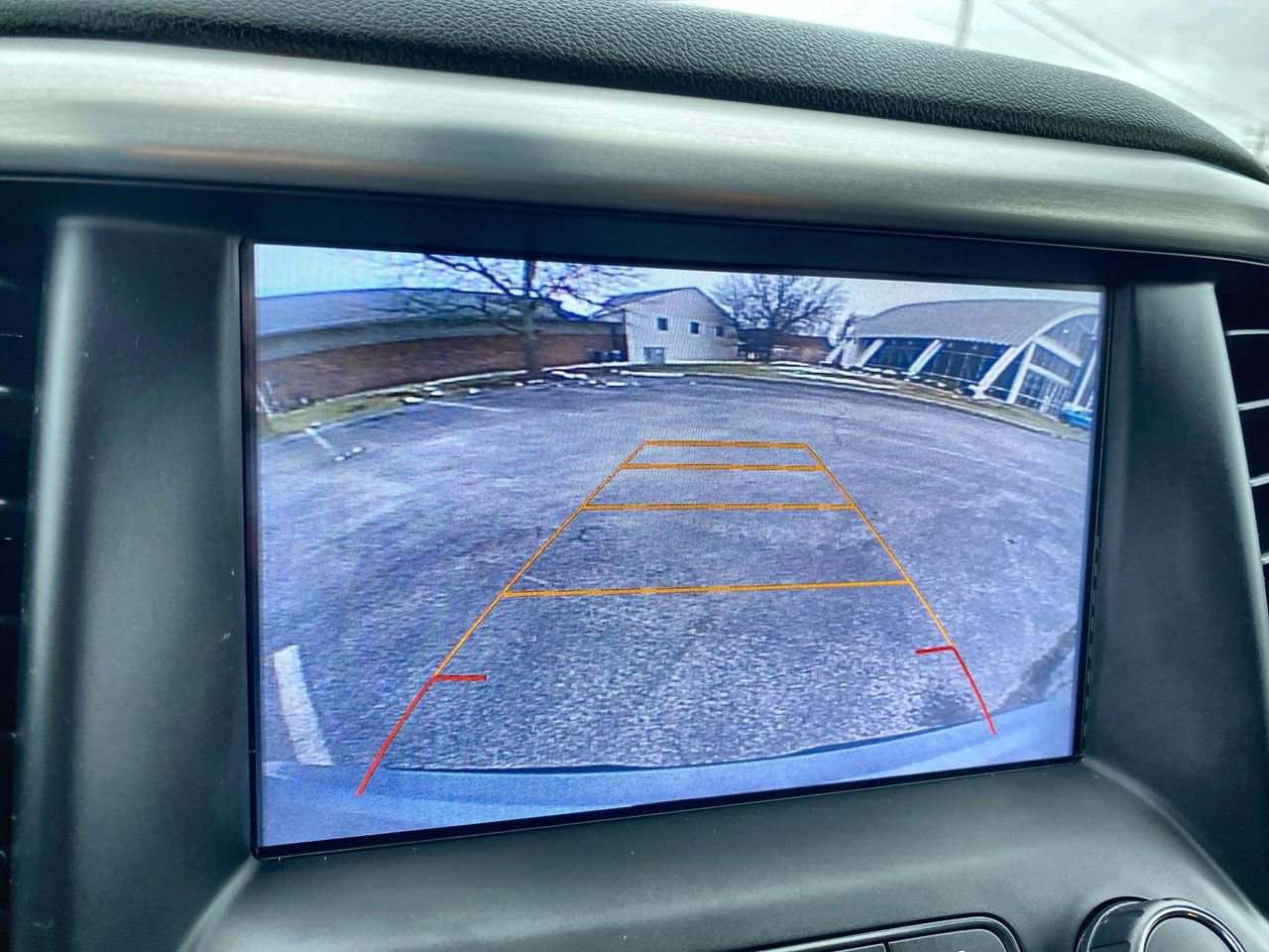 Used 2017 GMC Acadia SLE image 14