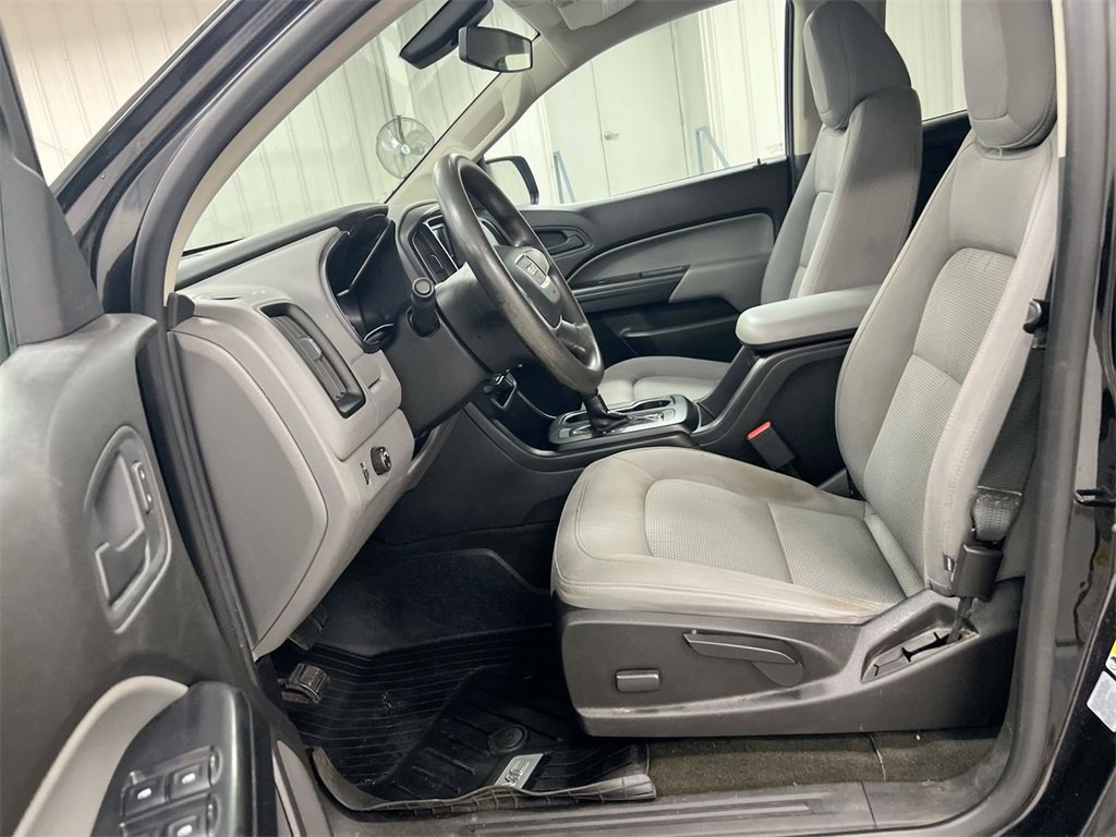 Used 2017 GMC Canyon 2WD Crew Cab w/ Convenience Package image 18