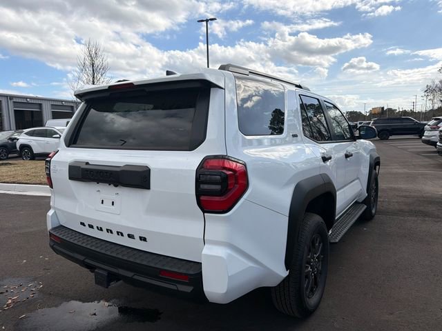 Used 2025 Toyota 4Runner SR5 AWD/4WD image 11
