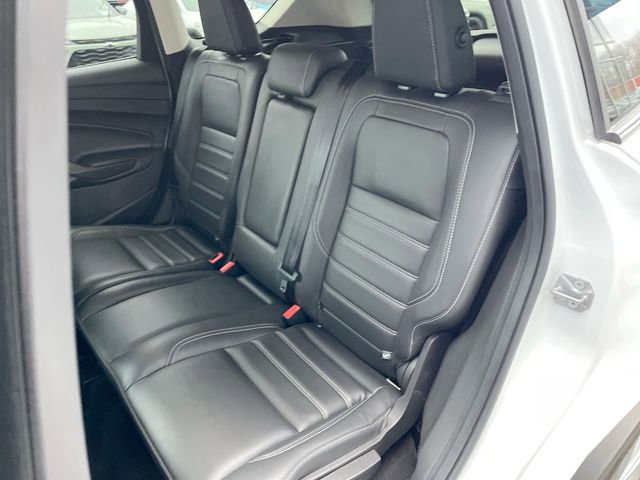 Used 2019 Ford Escape SEL image 23