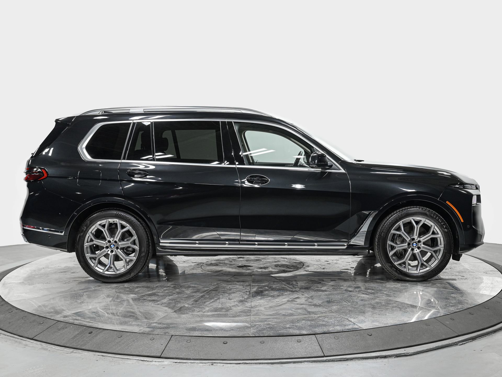Used 2026 BMW X7 xDrive40i image 8