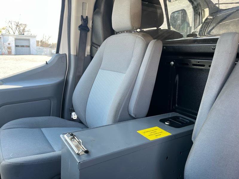 Used 2018 Ford Transit 150 130 Low Roof RWD image 9