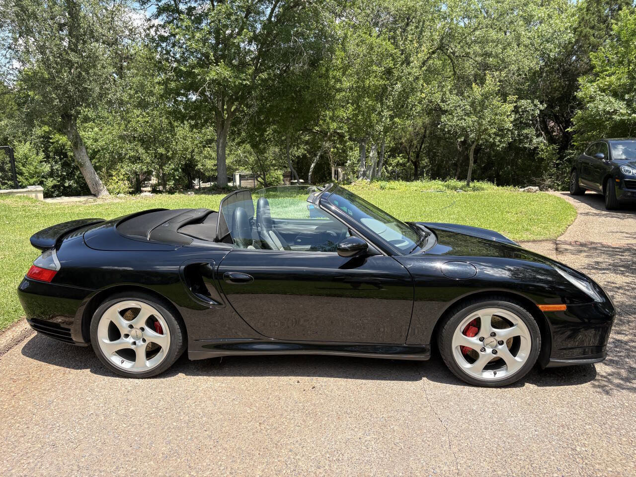 Used 2004 Porsche 911 Turbo AWD/4WD image 27