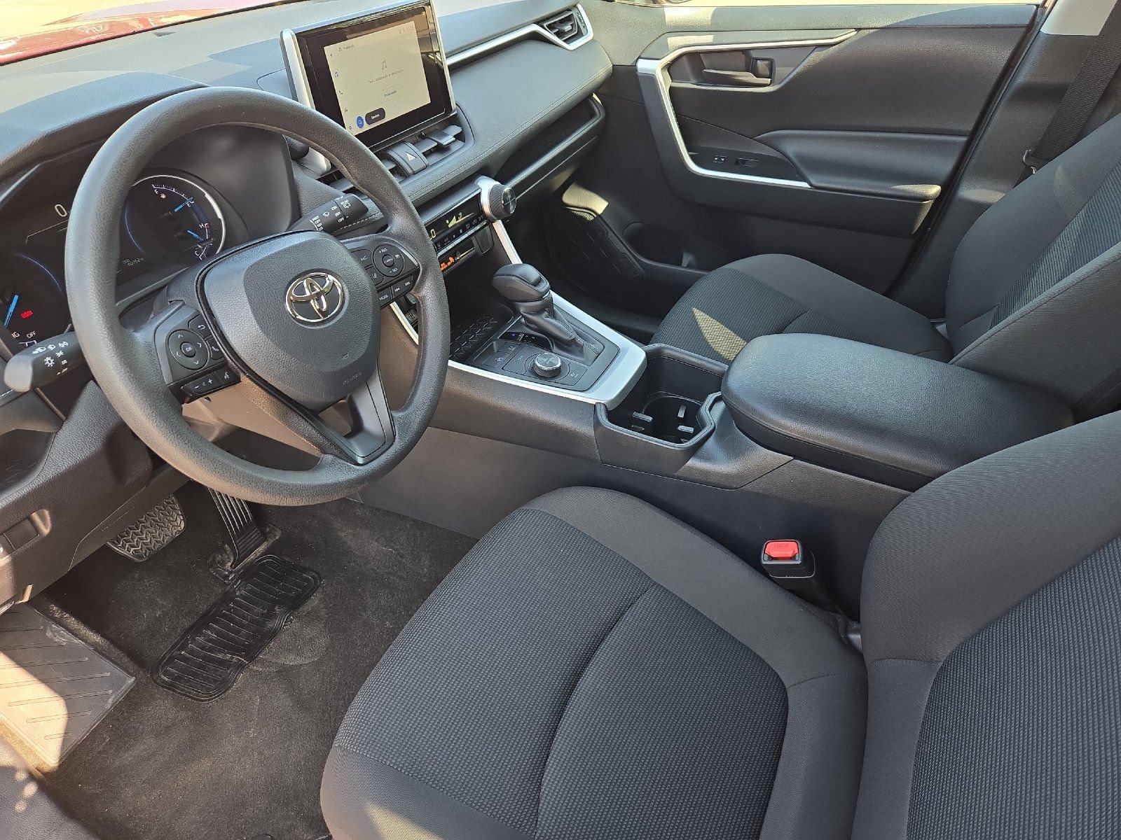 Certified 2025 Toyota RAV4 LE AWD/4WD image 9