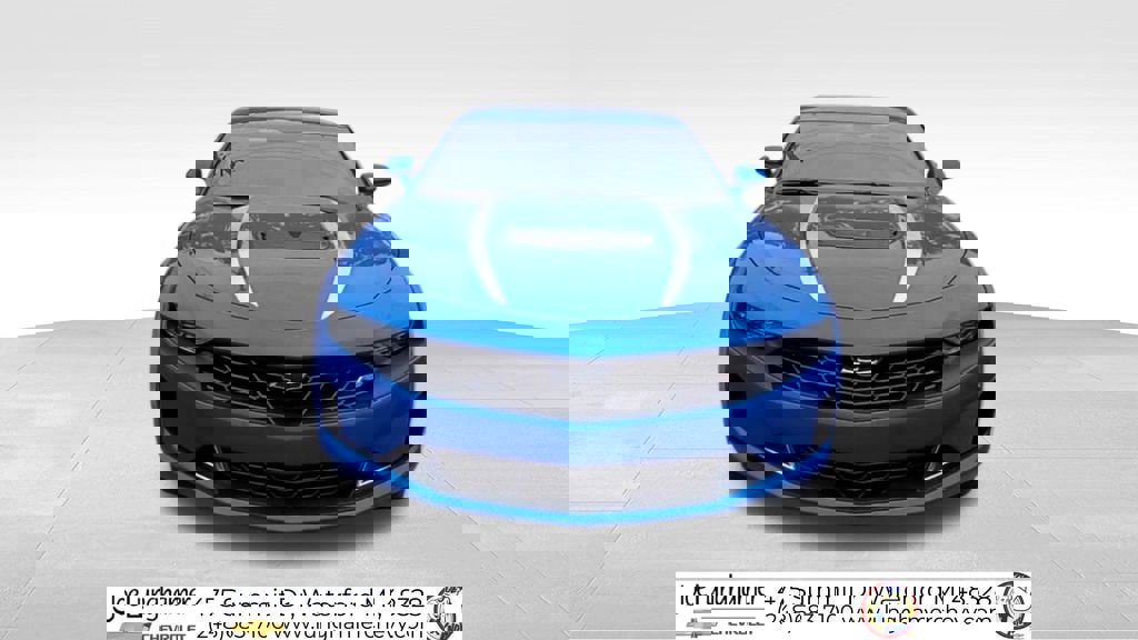 Used 2024 Chevrolet Camaro LT w/ RS Package image 3