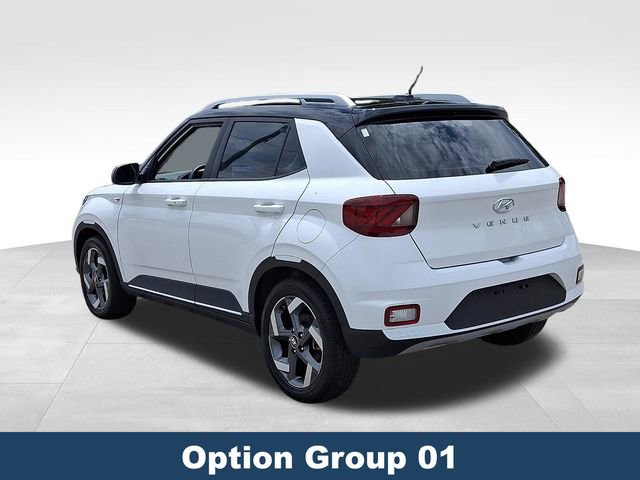 Used 2024 Hyundai Venue Limited FWD image 5
