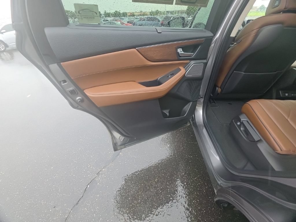 Certified 2025 Acura MDX SH-AWD w/ Advance Package image 25