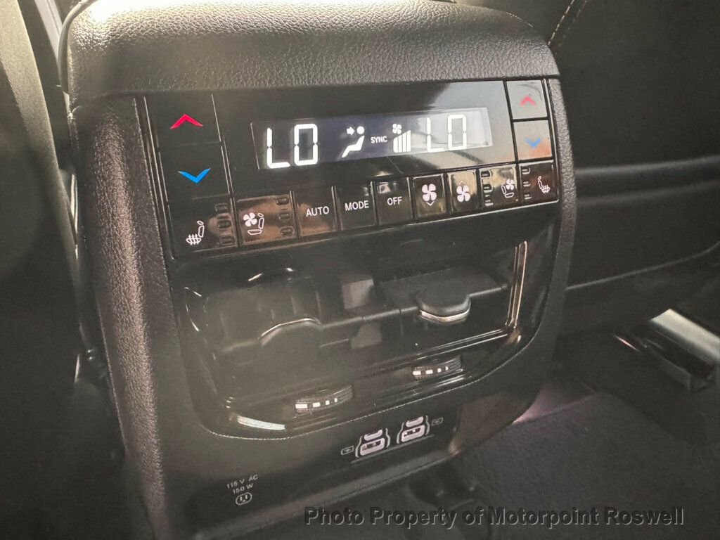 Used 2024 Jeep Grand Cherokee L Summit image 11