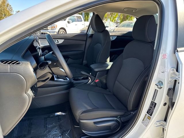 Used 2024 Kia Forte LXS image 7