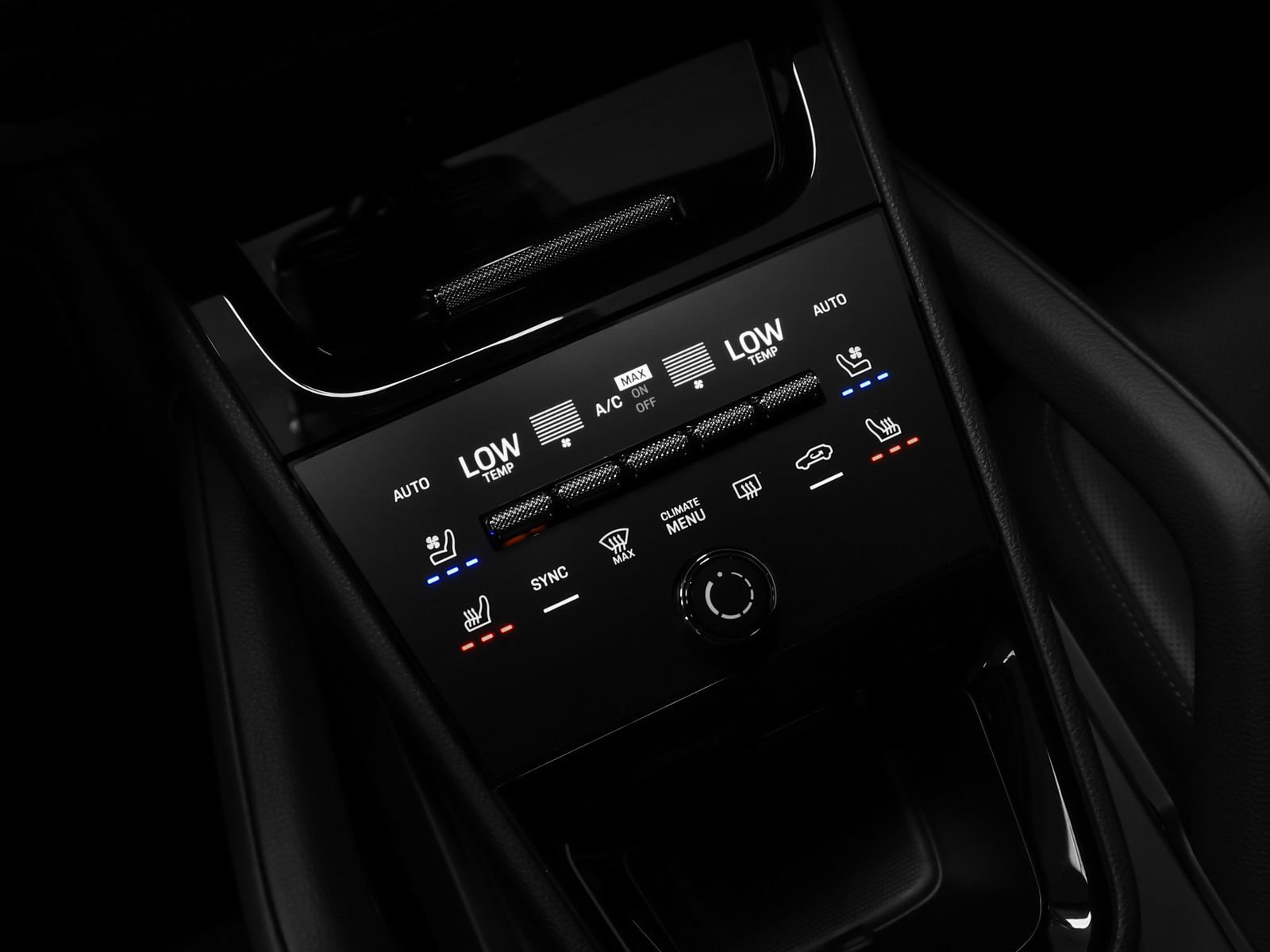 Certified 2025 Porsche Cayenne AWD/4WD image 36