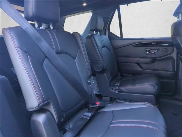 Certified 2025 Honda Pilot TrailSport image 20