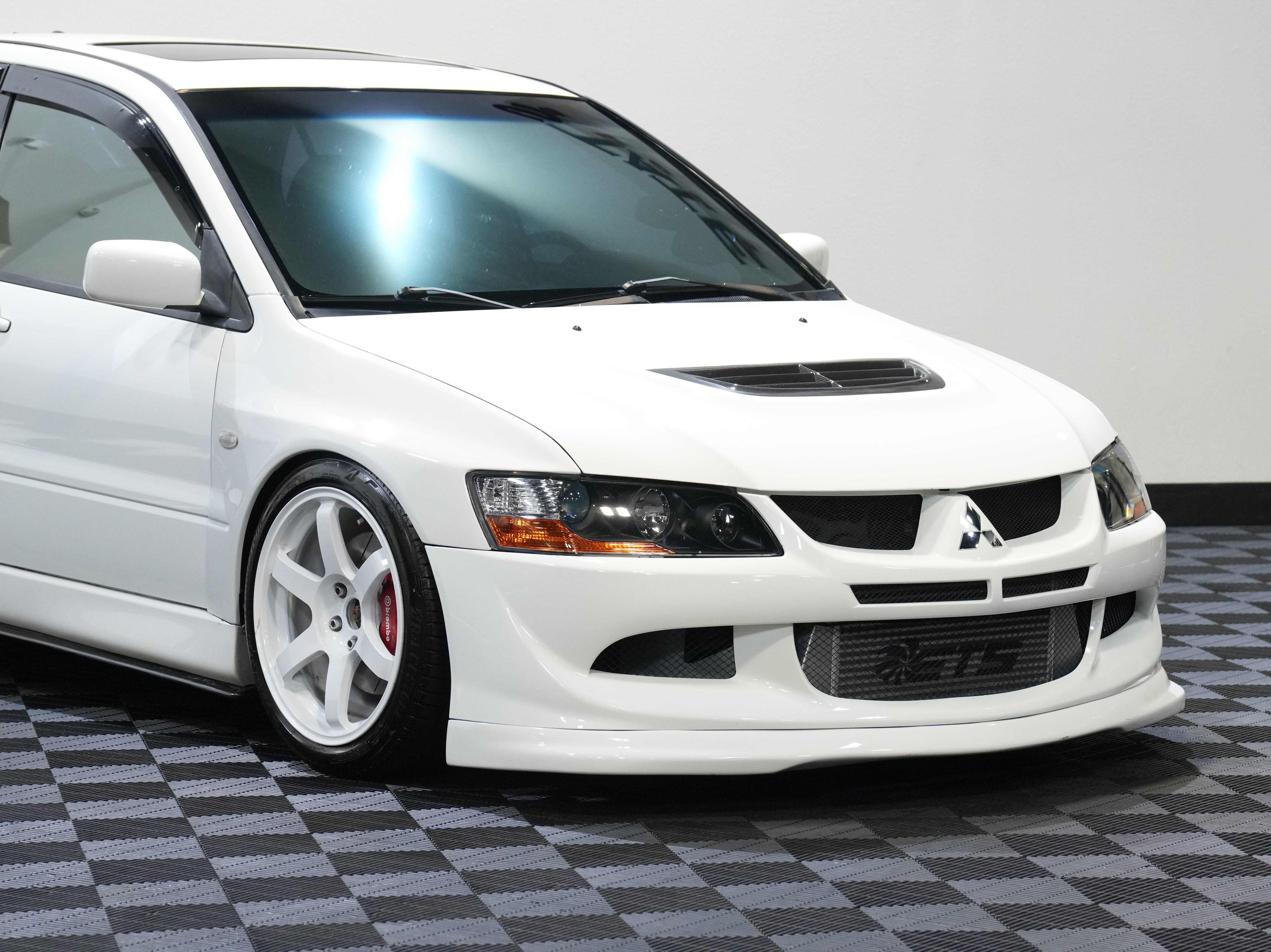Used 2003 Mitsubishi Lancer Evolution image 9