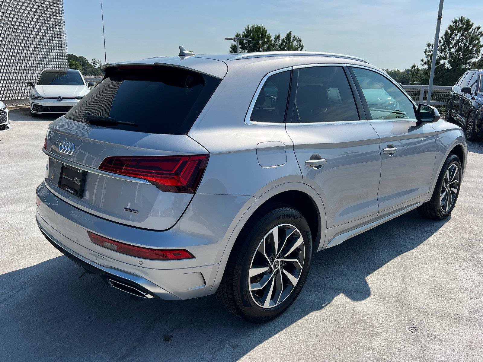 Used 2025 Audi Q5 2.0T Premium Plus w/ Premium Plus Package AWD/4WD image 5