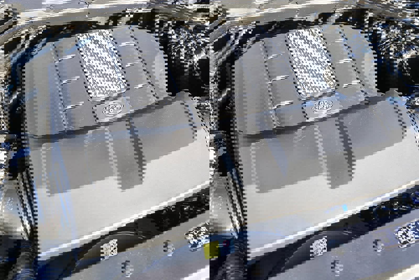 New 2025 Land Rover Defender 130 V8 image 27