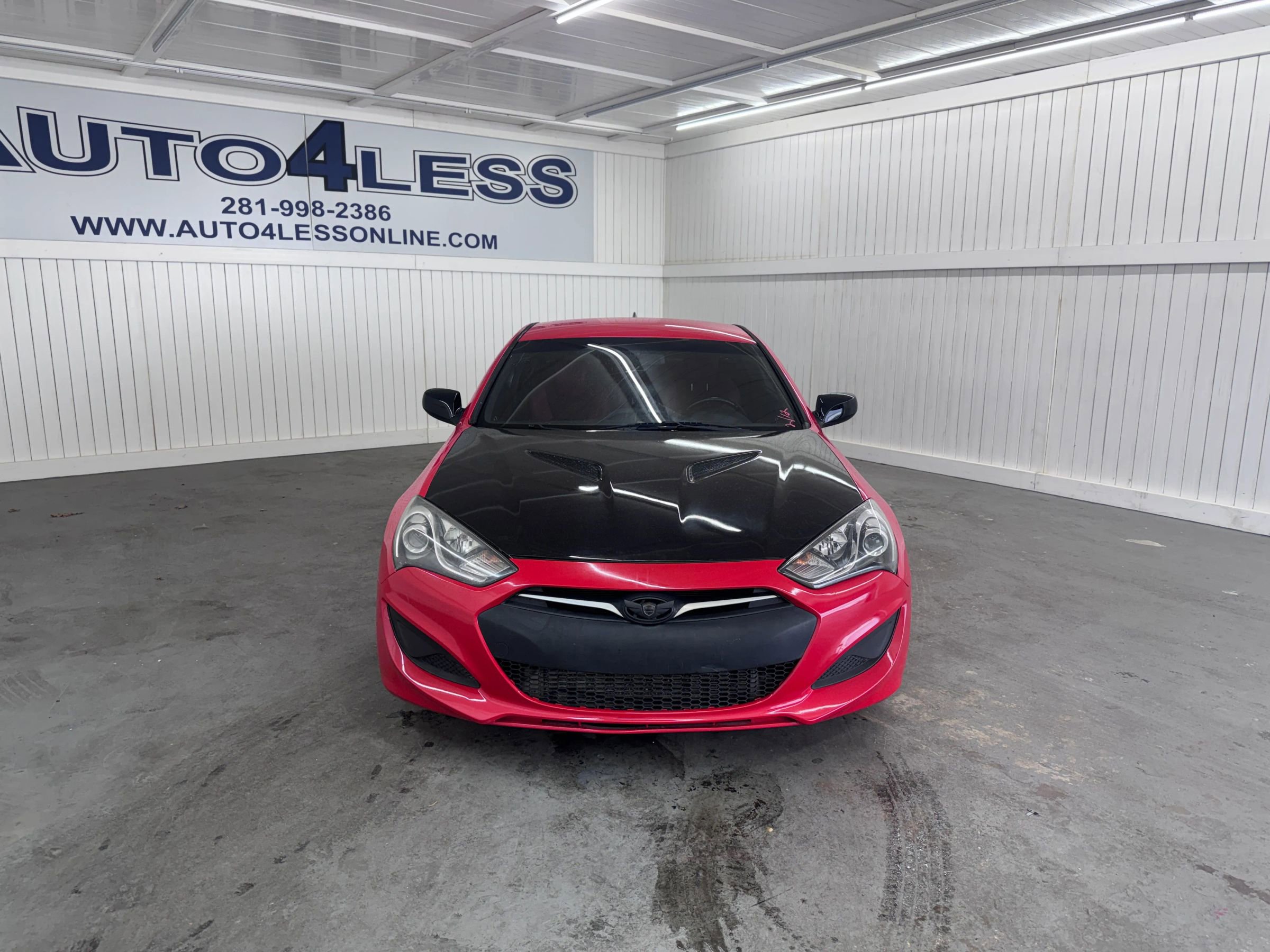 Used 2013 Hyundai Genesis 2.0T image 2