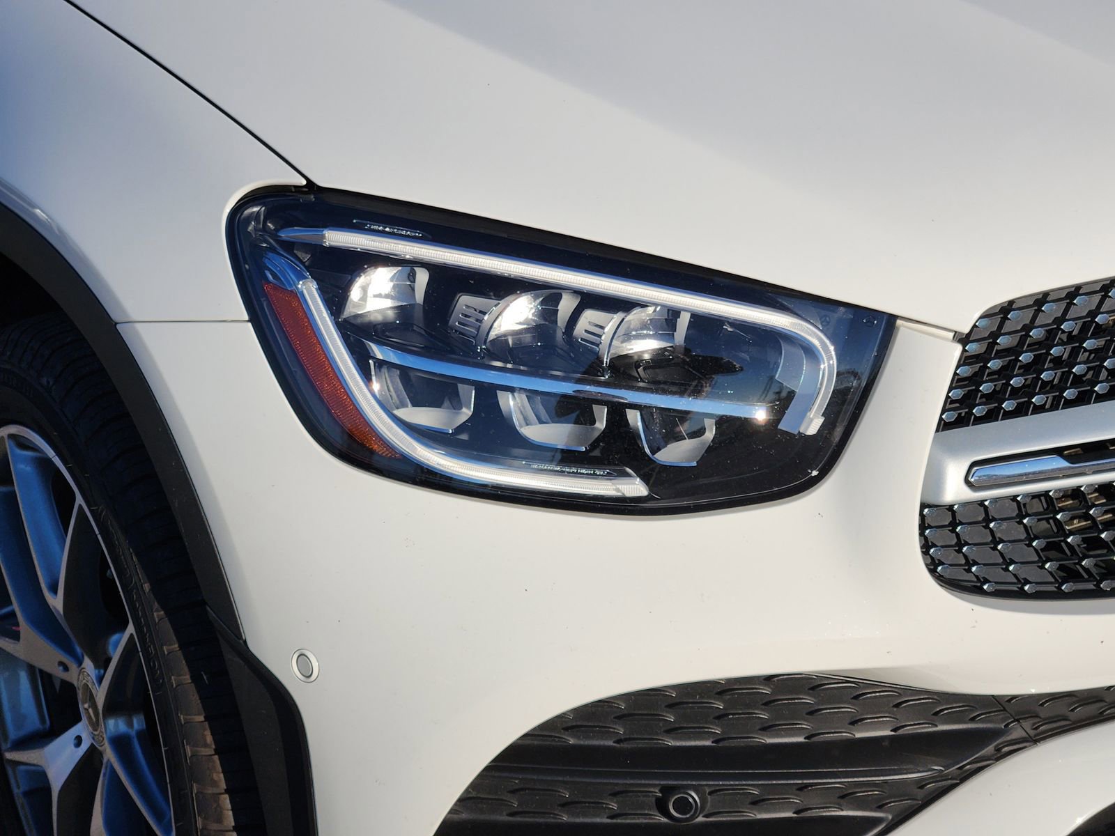 Used 2022 Mercedes-Benz GLC 300 4MATIC Coupe image 10