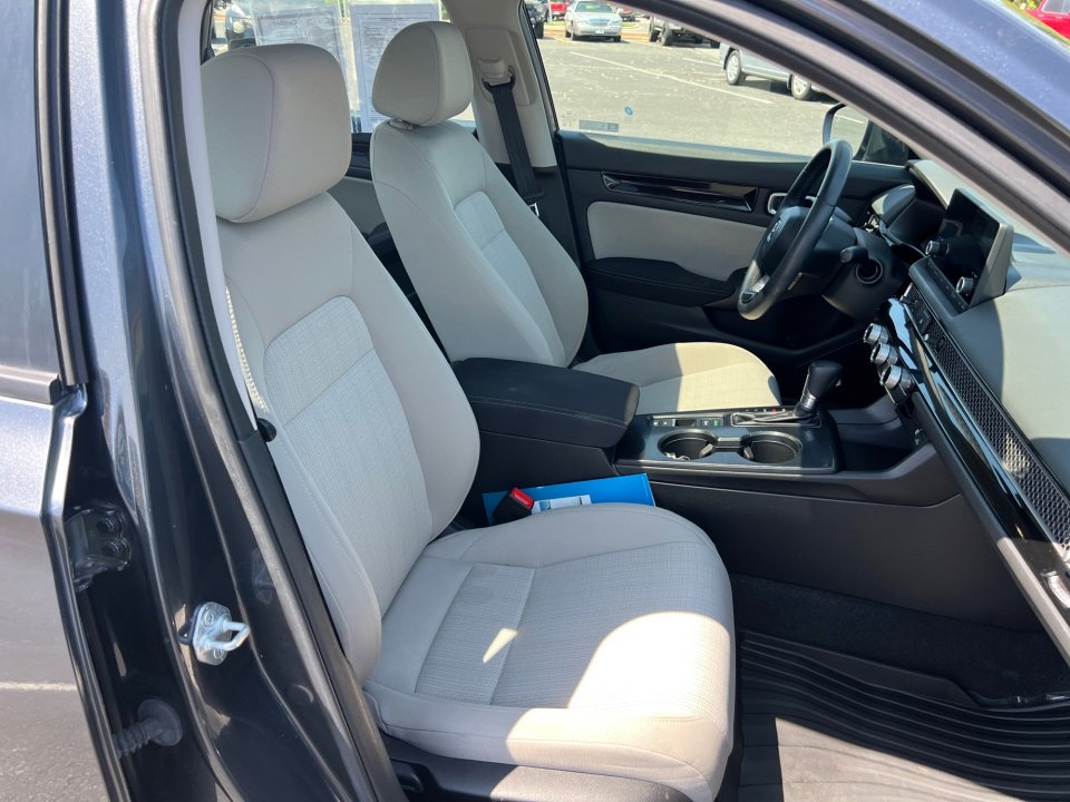Certified 2023 Honda Civic EX image 28