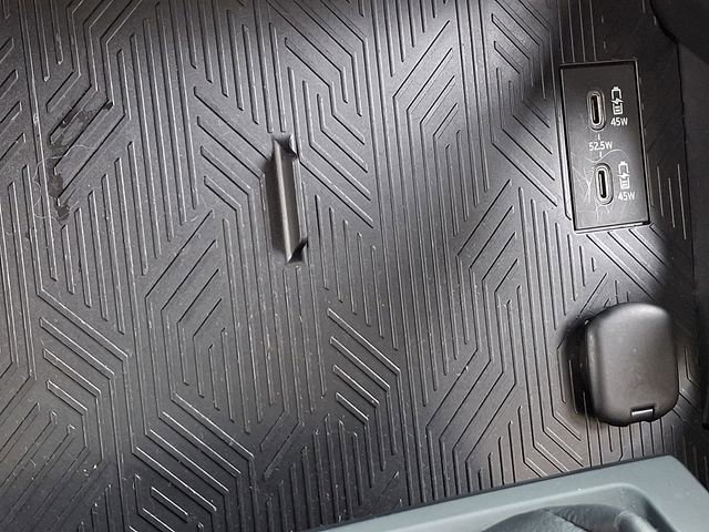 Used 2025 Toyota Tacoma TRD Sport image 28