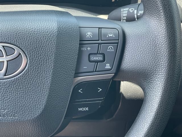 Used 2025 Toyota Camry LE FWD image 16