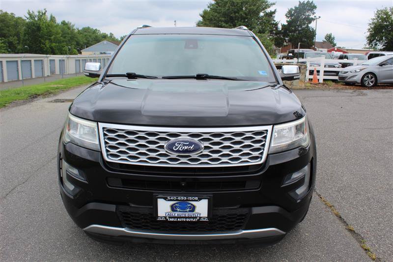 Used 2016 Ford Explorer Platinum AWD/4WD image 2