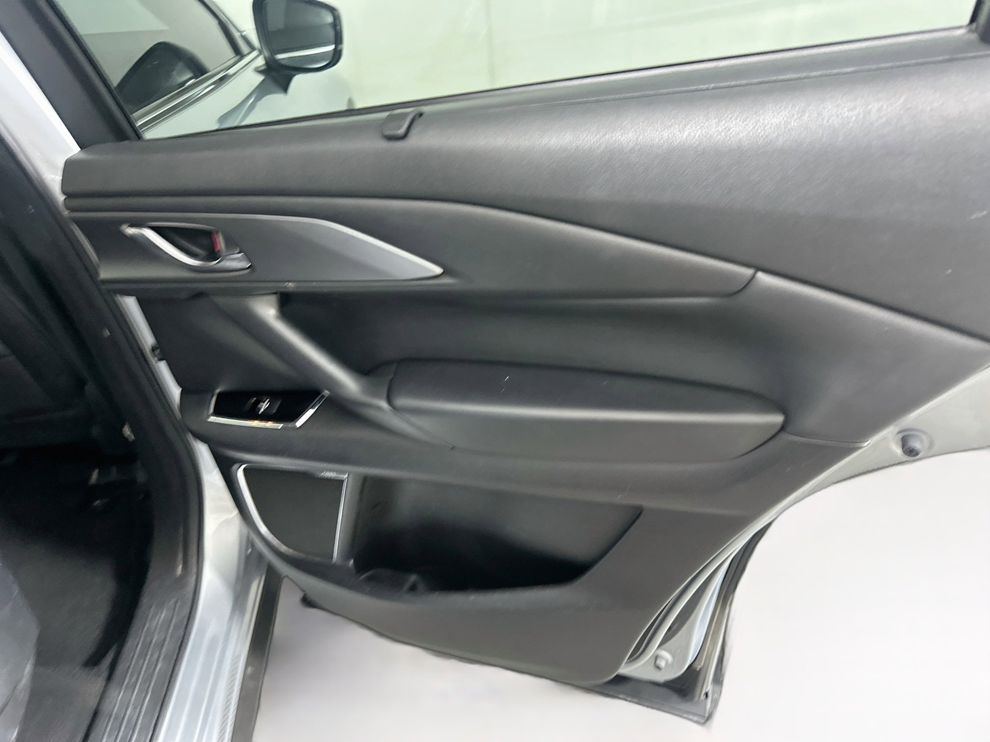 Used 2021 MAZDA CX-9 Touring w/ Touring Premium Package FWD image 33