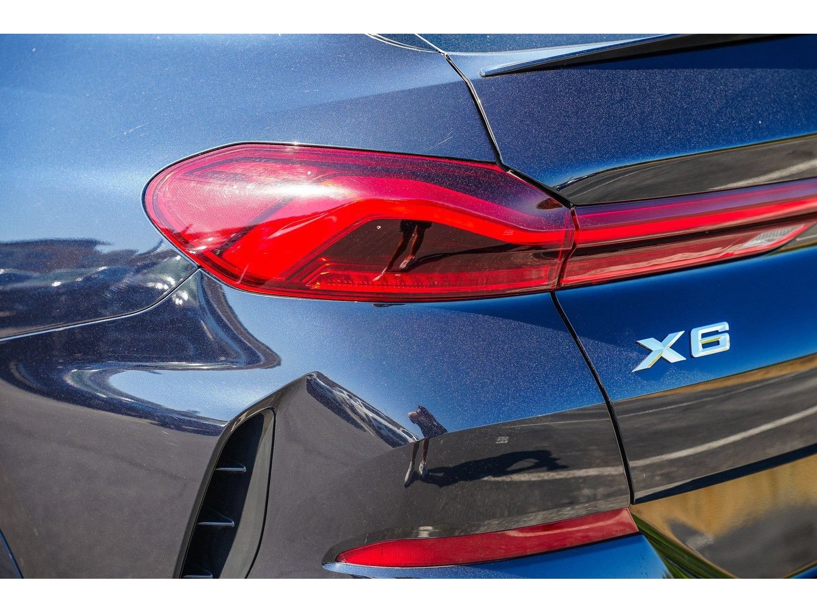 Used 2025 BMW X6 xDrive40i AWD/4WD image 11