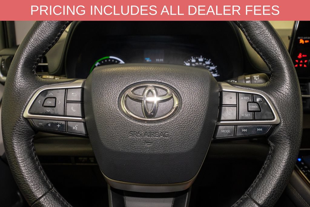 Used 2021 Toyota Sienna XLE FWD image 19
