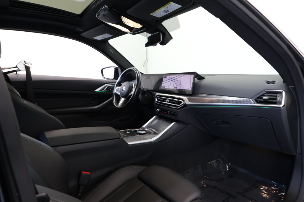 Used 2024 BMW 430i Coupe w/ M Sport Package RWD image 18