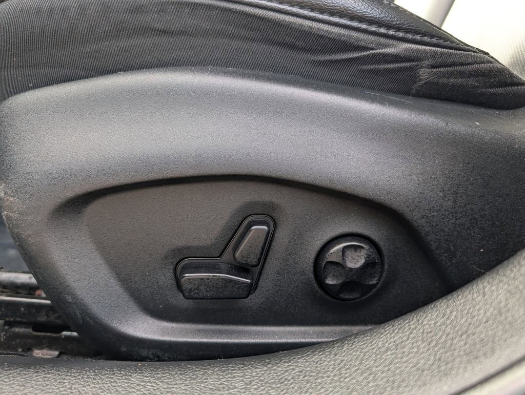 Used 2019 Jeep Compass Limited image 20