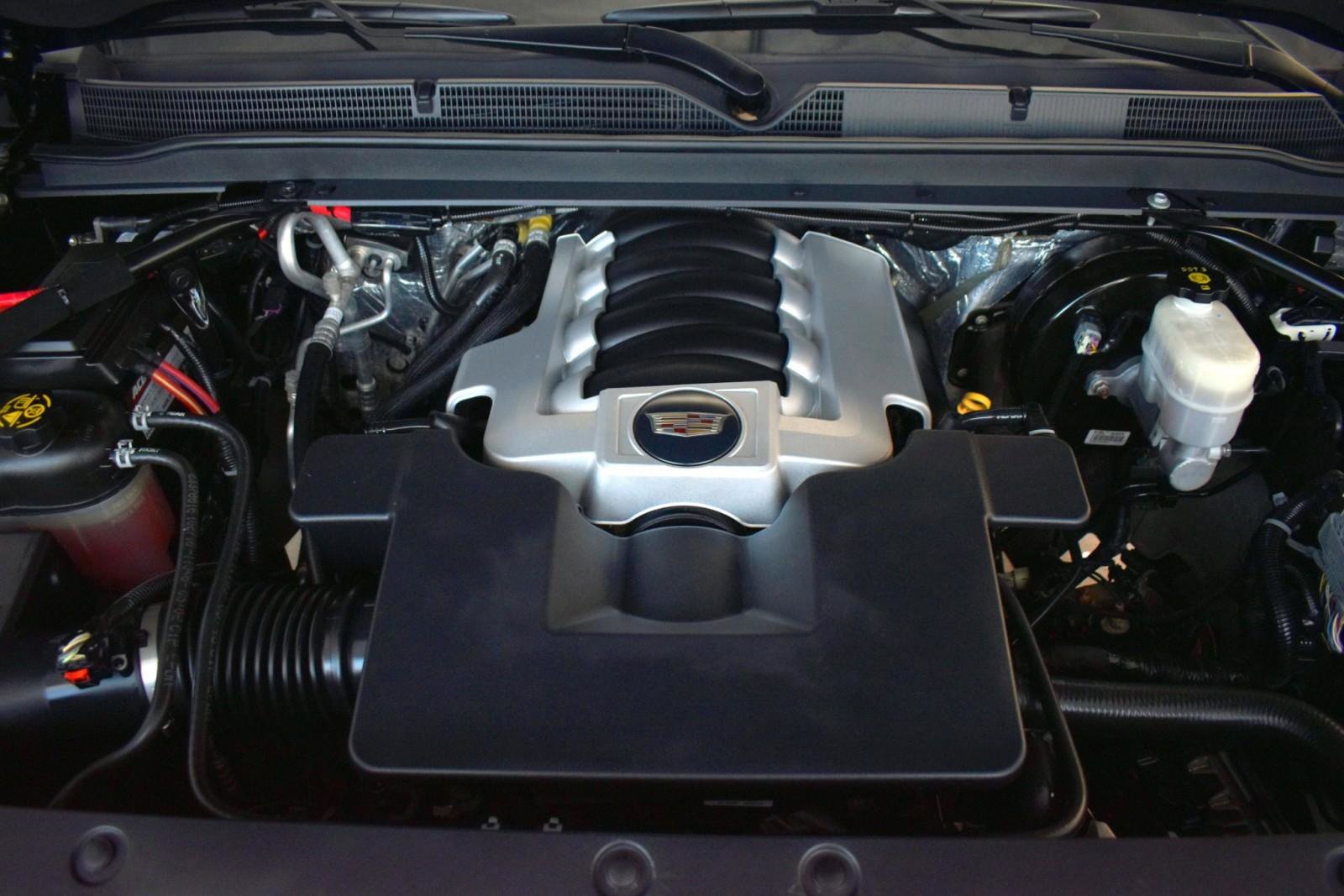 Used 2017 Cadillac Escalade Luxury image 60