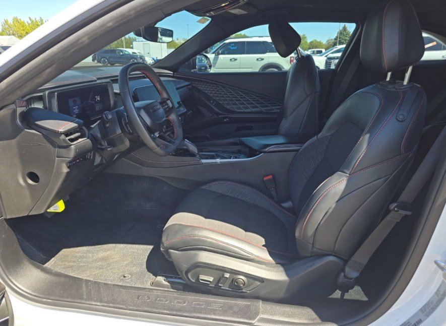 Used 2025 Dodge Charger Daytona R/T w/ Quick Order Package 25M R/T AWD/4WD image 8