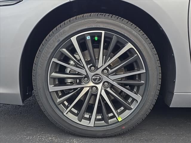 New 2025 Lexus ES 350 w/ Premium Package image 11