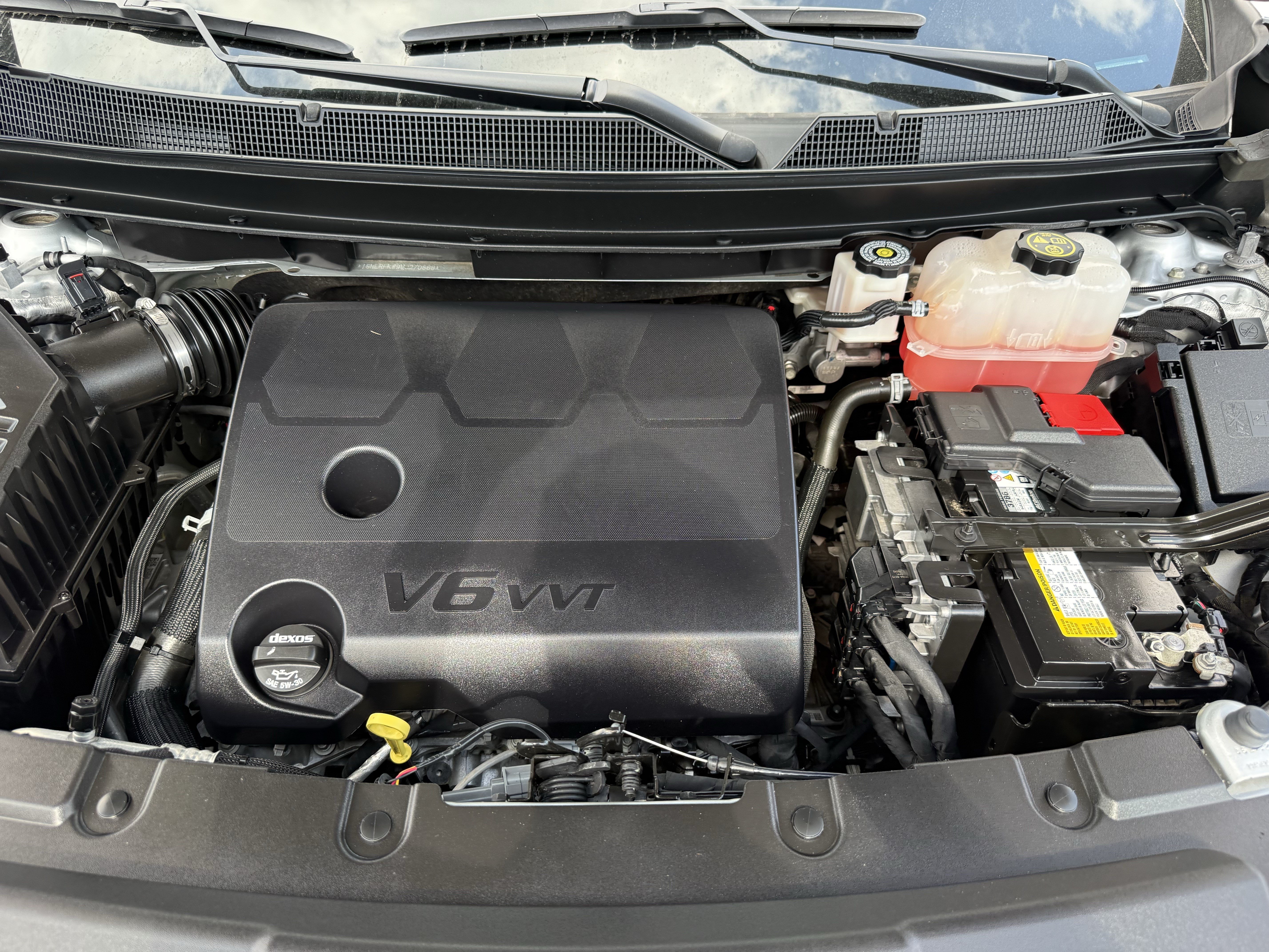 Used 2021 Chevrolet Traverse LS w/ LPO, Floor Liner Package FWD image 34