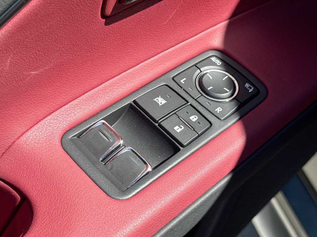 Used 2024 Lexus LC 500 Convertible w/ Touring Package RWD image 15