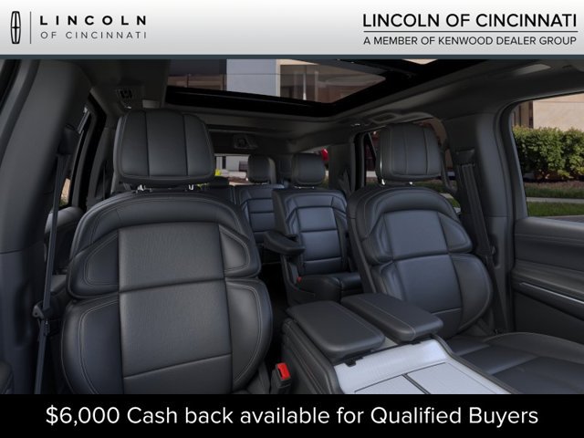 New 2026 Lincoln Navigator Reserve w/ Jet Appearance Package AWD/4WD image 10