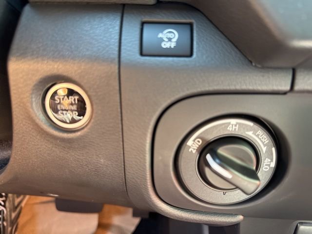 New 2025 Nissan Frontier PRO-4X image 13