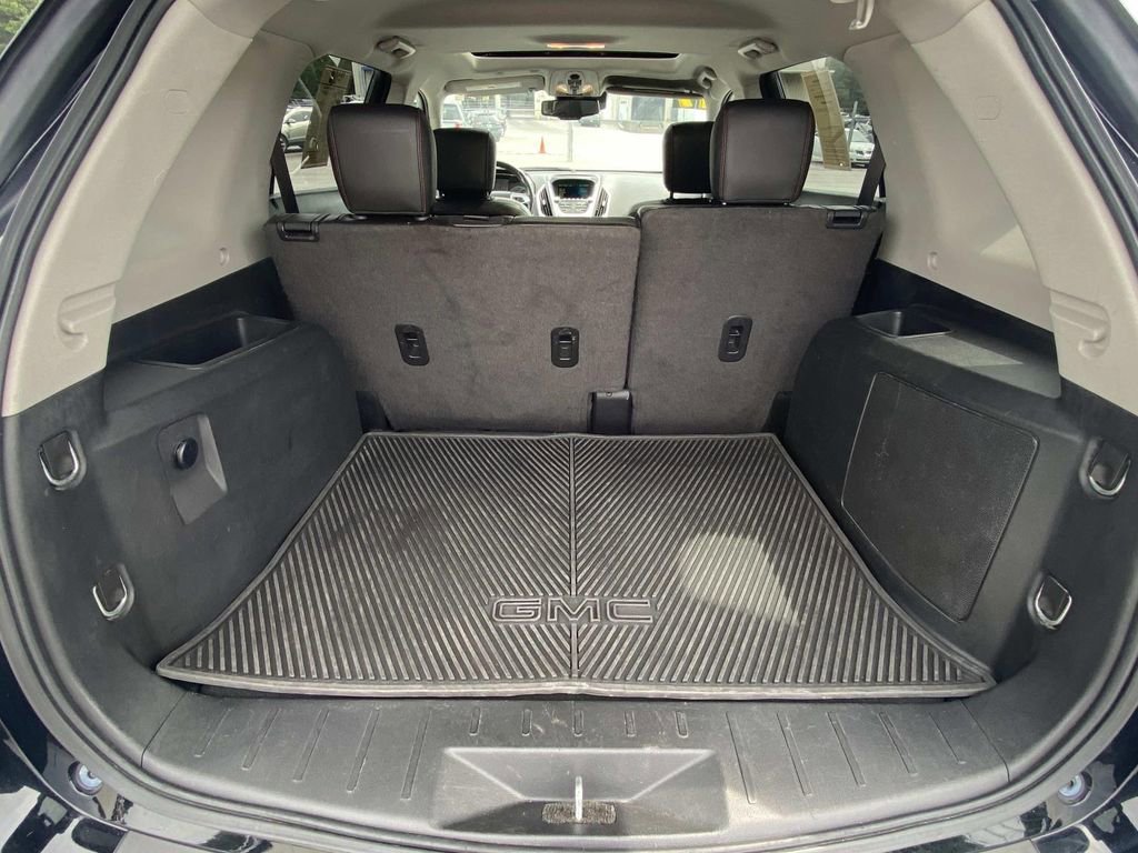 Used 2017 GMC Terrain SLT w/ Open Road Package image 11